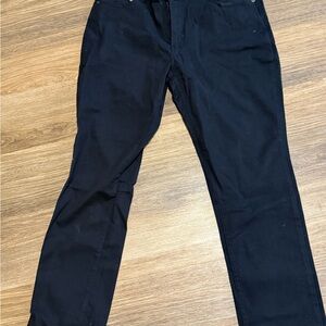 Men’s Amazon Essentials black pants